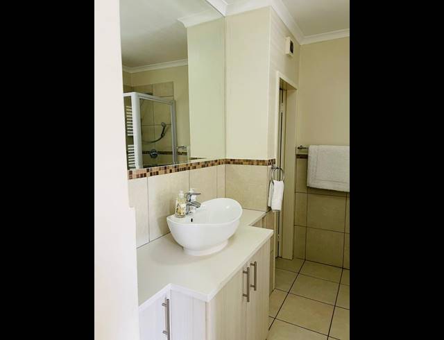 3 BEDROOM APARTMENT TO LET IN RIVONIA